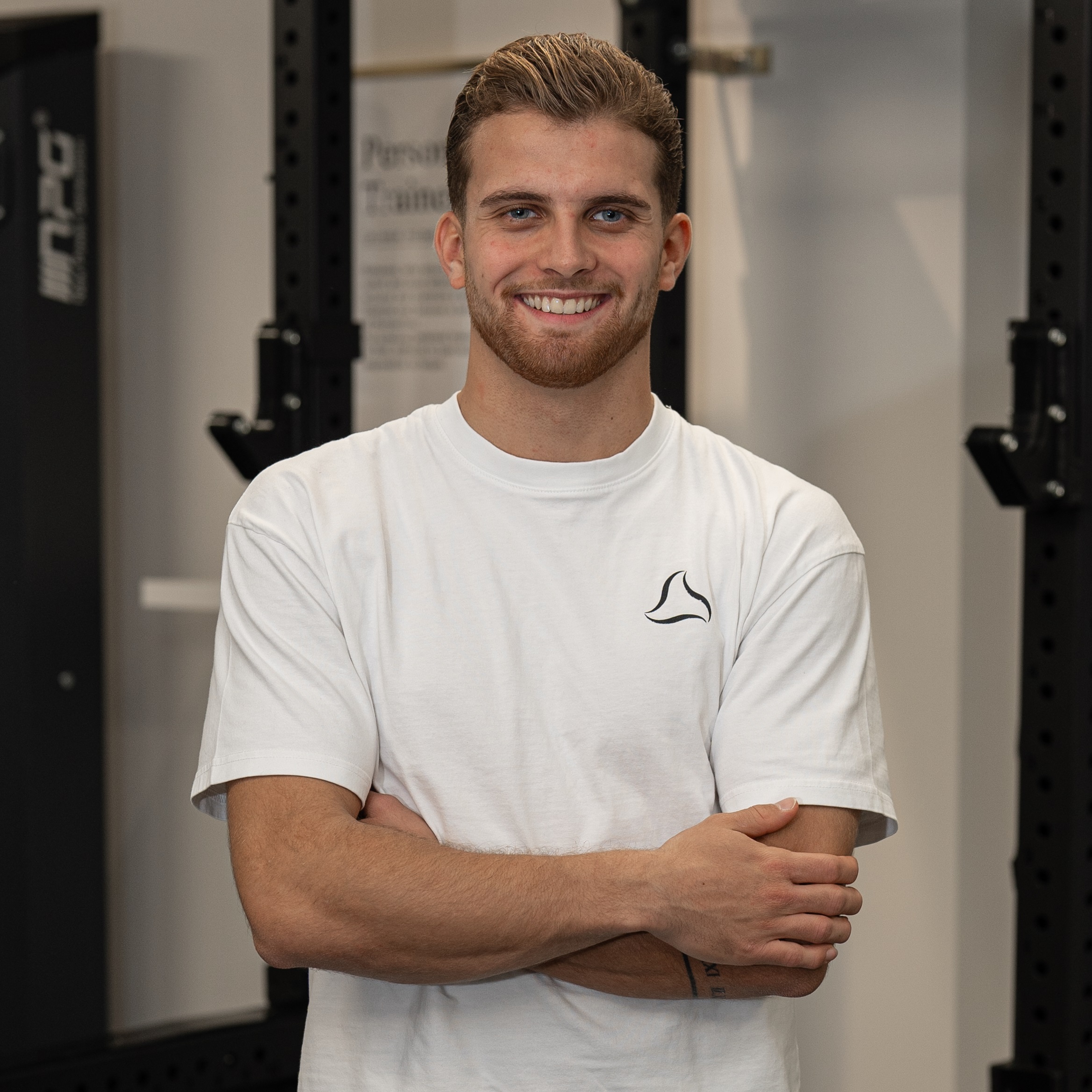 Gian-Marco Bellisario, Personal Trainer bei Absolut You: Dein Coach für Kraft, Ausdauer und sportliche Höchstleistungen.